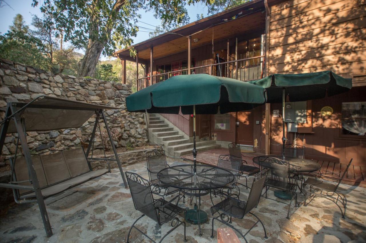 Quiet Mind Lodge, Spa & Retreat Sequoias Kernville Exterior photo