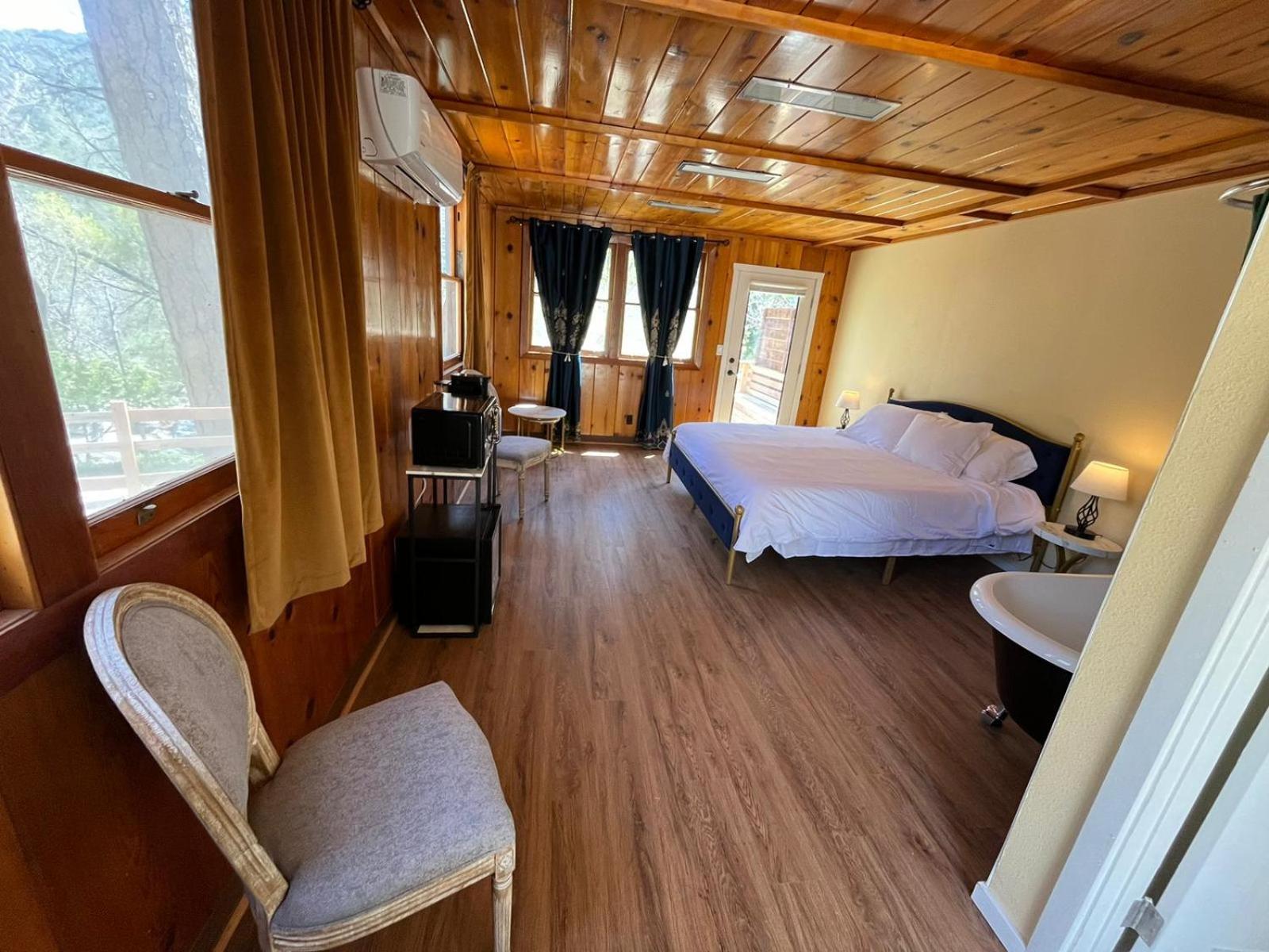 Quiet Mind Lodge, Spa & Retreat Sequoias Kernville Exterior photo