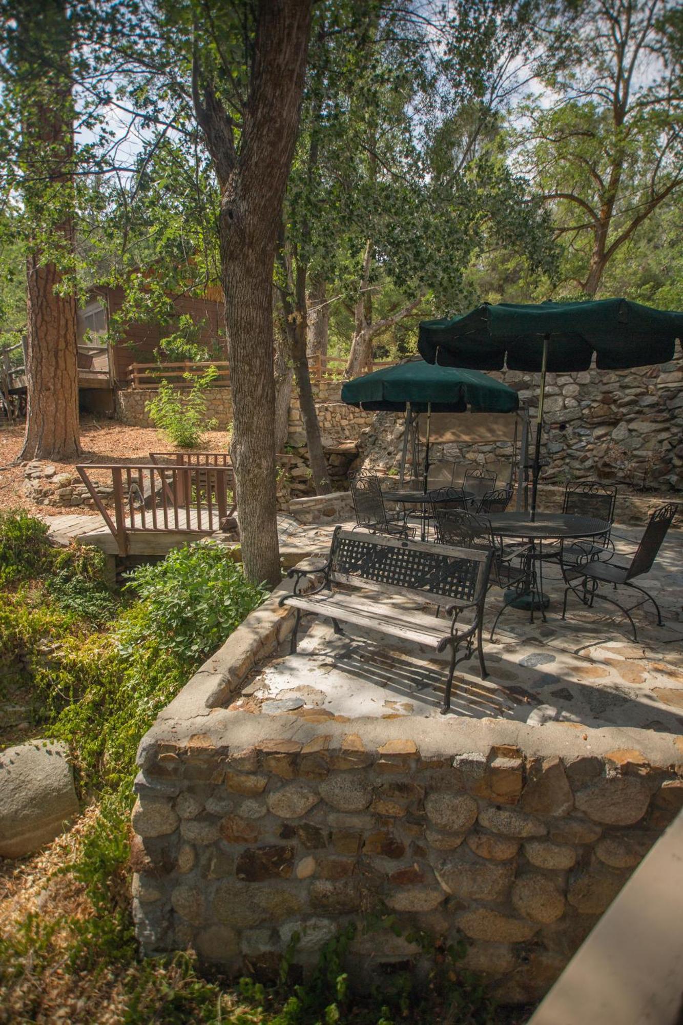 Quiet Mind Lodge, Spa & Retreat Sequoias Kernville Exterior photo